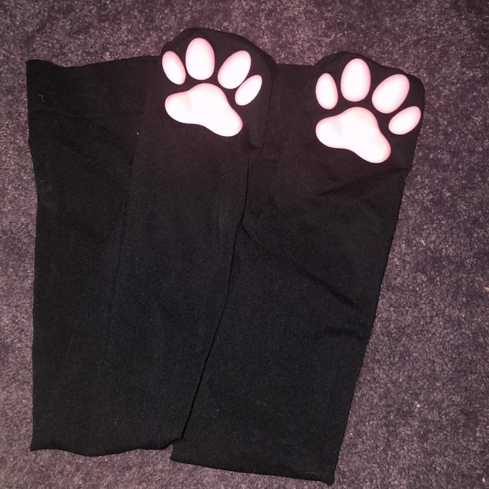 cat socks <3